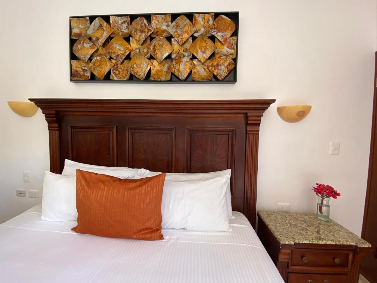 Hotel Las Golondrinas Playa del Carmen Exteriör bild