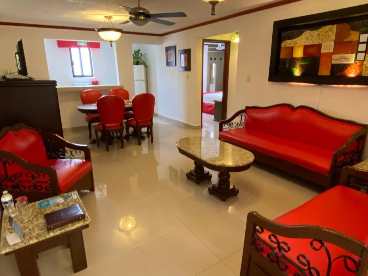 Hotel Las Golondrinas Playa del Carmen Exteriör bild