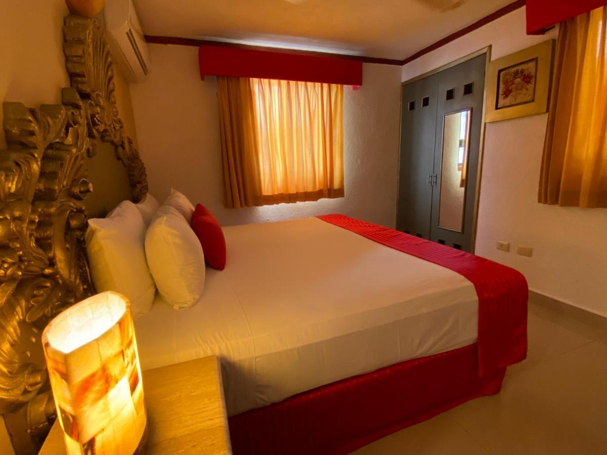 Hotel Las Golondrinas Playa del Carmen Exteriör bild