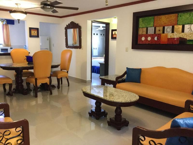 Hotel Las Golondrinas Playa del Carmen Rum bild