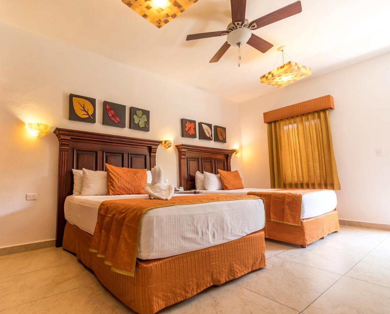 Hotel Las Golondrinas Playa del Carmen Exteriör bild