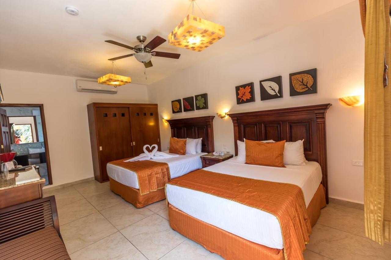 Hotel Las Golondrinas Playa del Carmen Exteriör bild